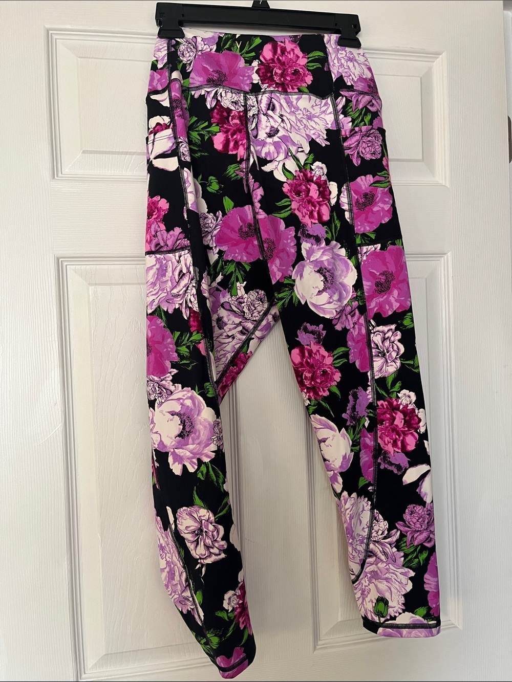 VS Floral Purple & Pink Active Leggings - Picture 3 of 4